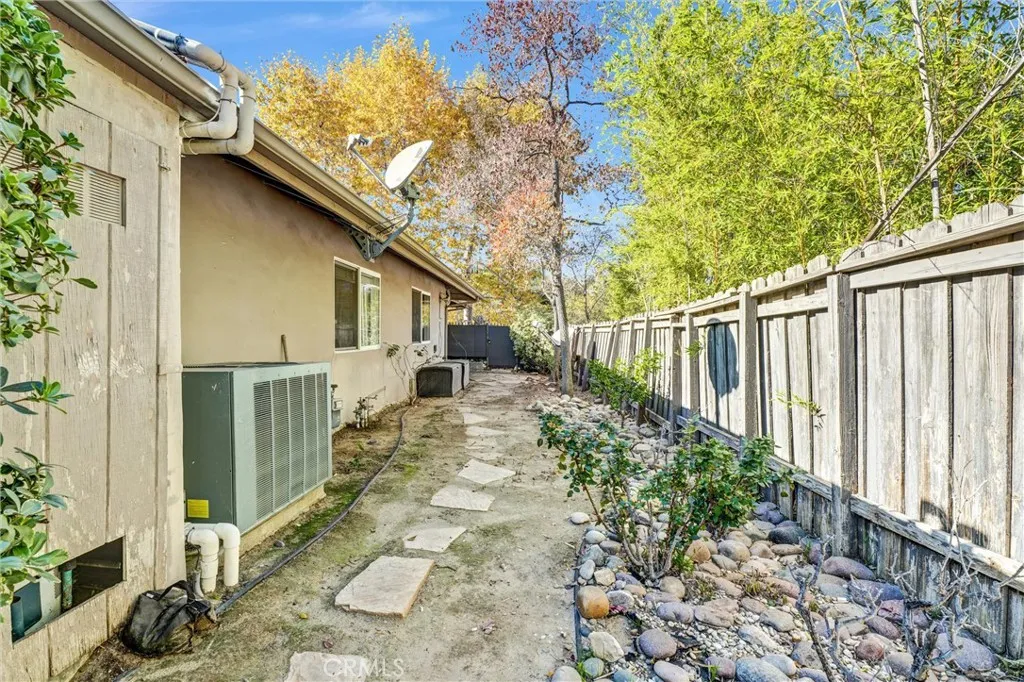 Additional image 17 of 4532 Topanga Canyon, Woodland Hills, CA 91364
