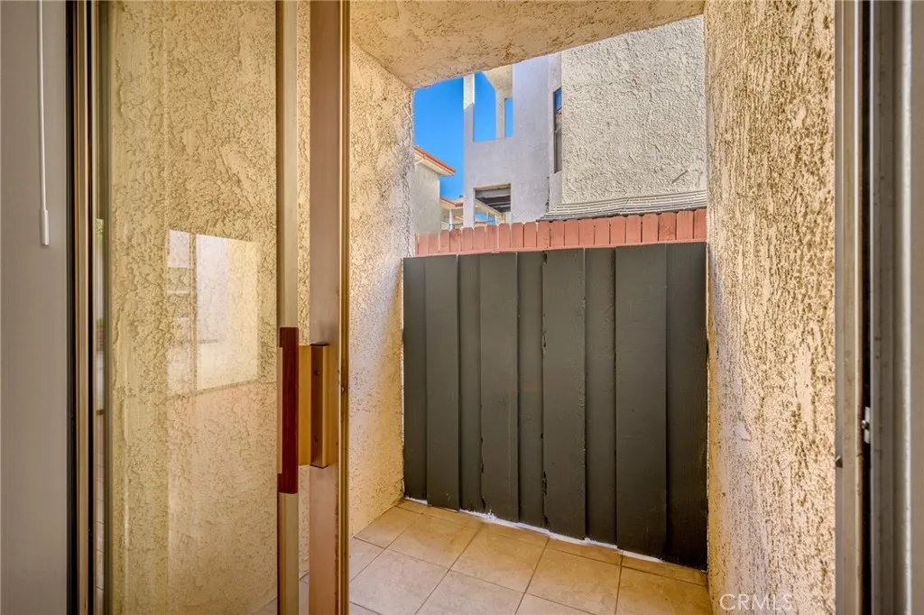 Additional image 12 of 409 Burchett St Unit 119, Glendale, CA 91203