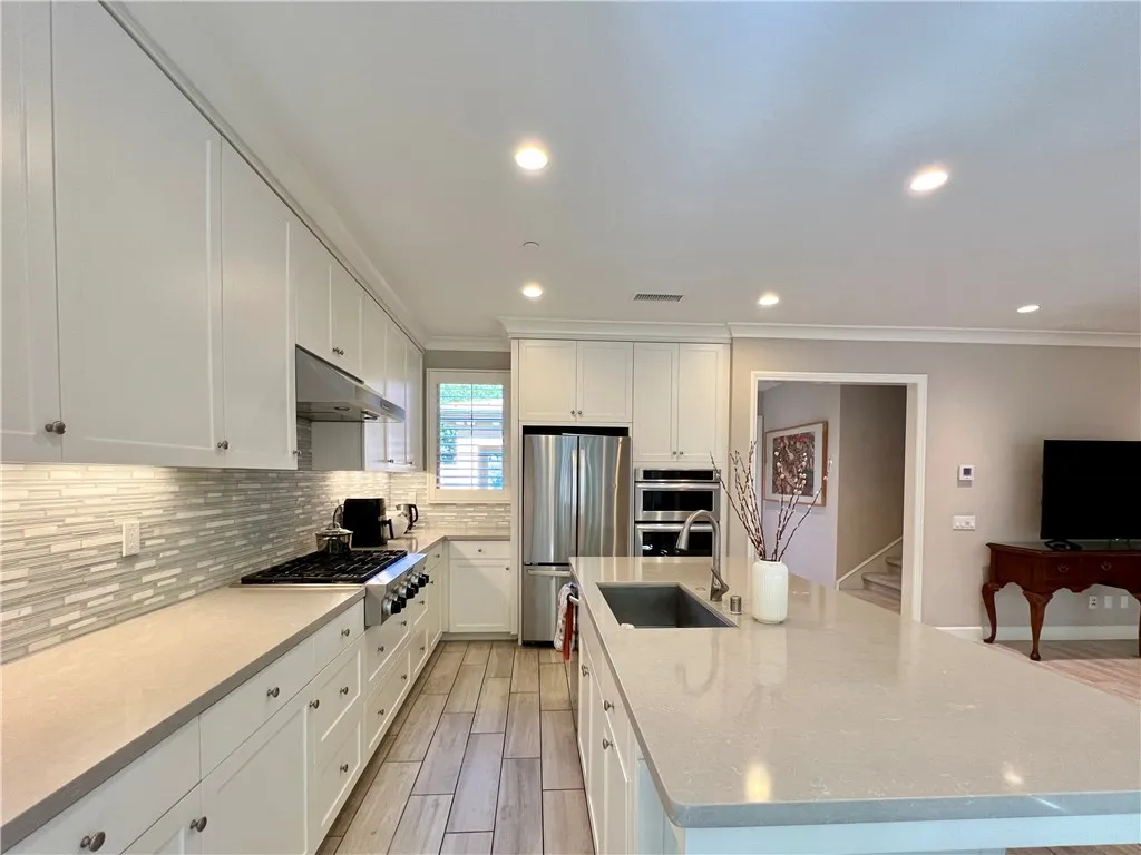 Additional image 30 of 60 Trotter, Irvine, CA 92602