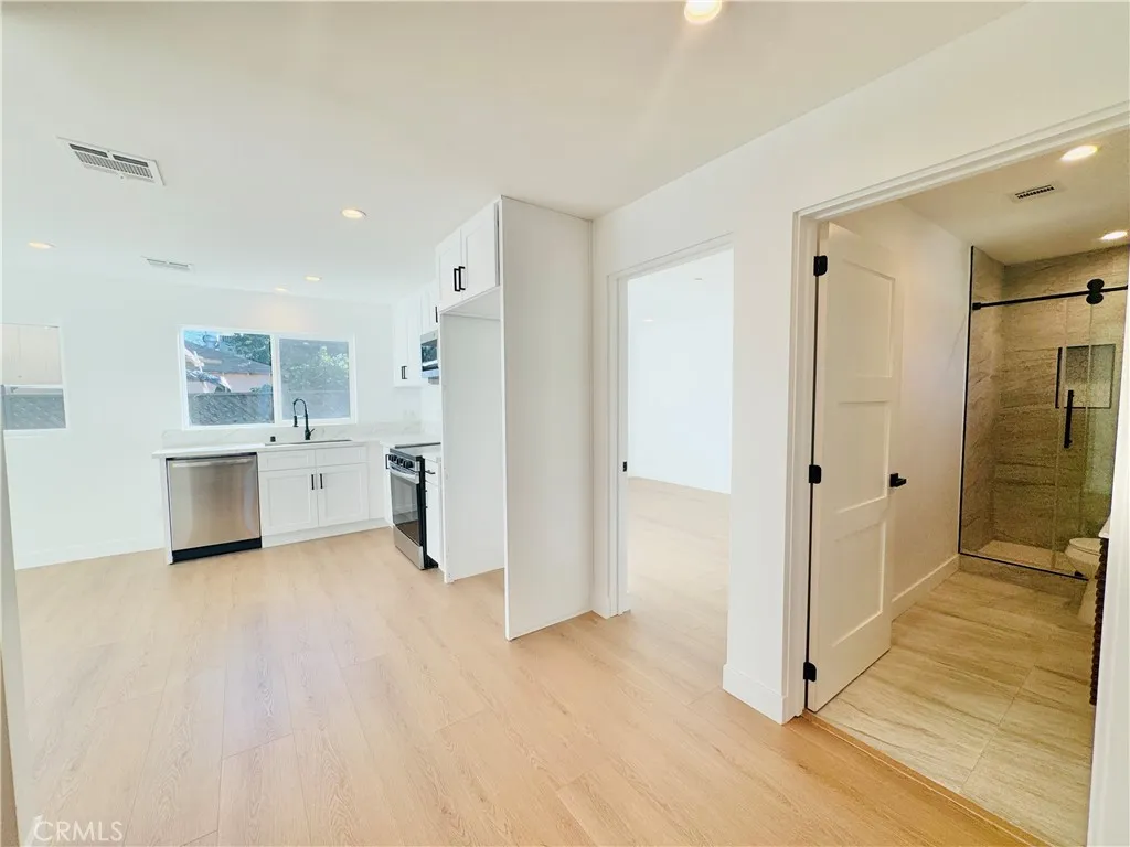 Additional image 32 of 6860 Aura Avenue, Reseda, CA 91335