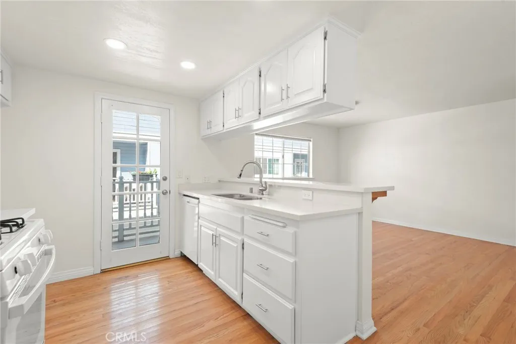 Additional image 64 of 313 N Broadway, Redondo Beach, CA 90277