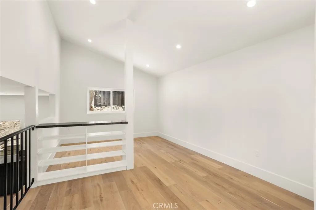 Additional image 11 of 22450 Maycotte Road, Woodland Hills, CA 91364