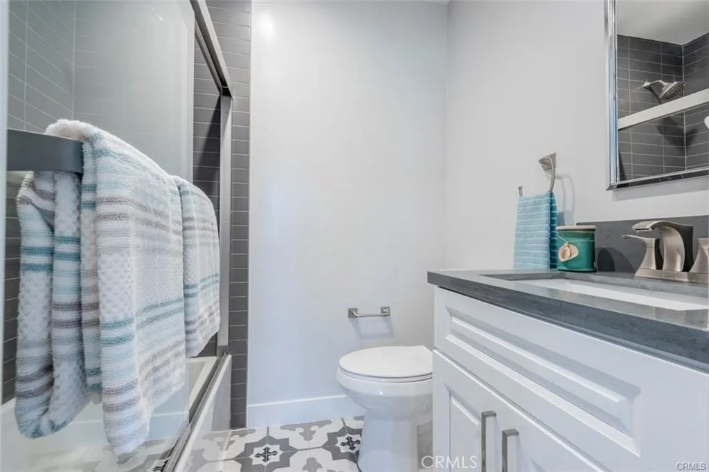 Additional image 44 of 1613 West Boulevard, Los Angeles, CA 90019