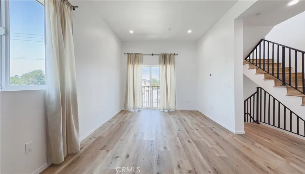 Additional image 25 of 121 S Coronado St, Los Angeles, CA 90057