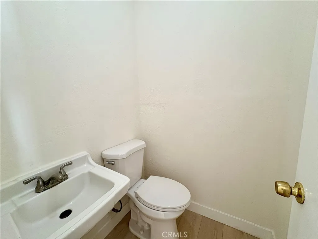 Additional image 5 of 660 E 6th Street Unit A, Azusa, CA 91702