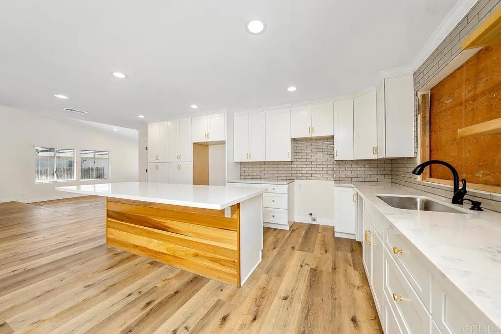 Additional image 6 of 748 Cholla Road, Chula Vista, CA 91910