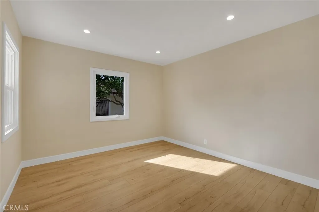 Additional image 40 of 17024 Sherman Way, Van Nuys, CA 91406