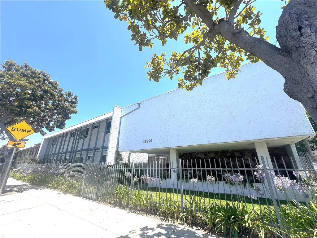 Additional image 2 of 12926 Doty Avenue Unit 10, Hawthorne, CA 90250