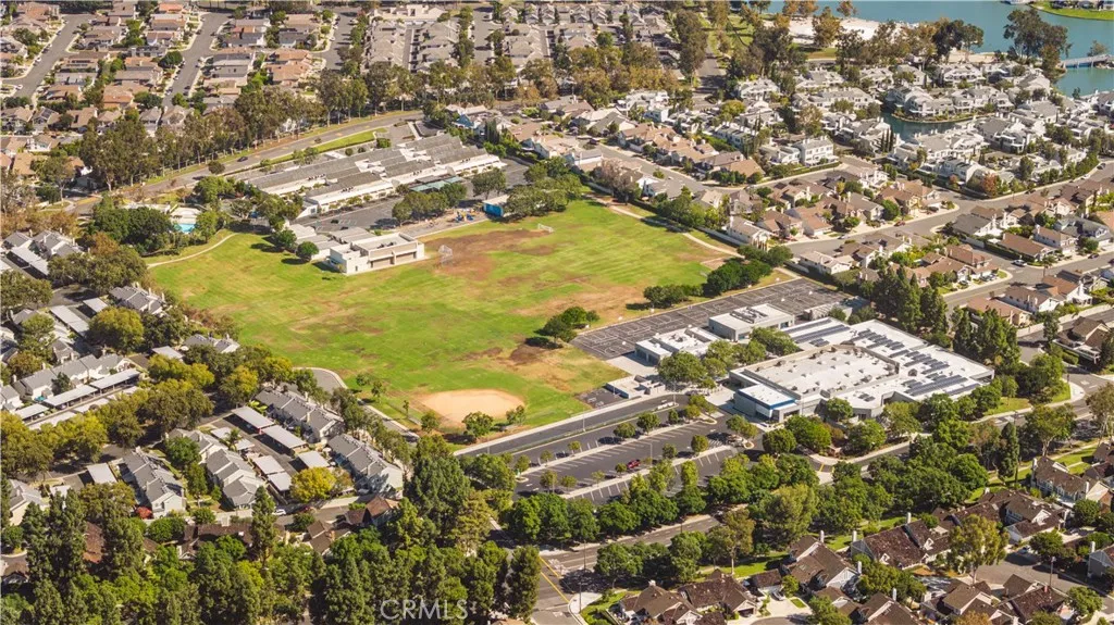 Additional image 38 of 49 Thicket, Irvine, CA 92614