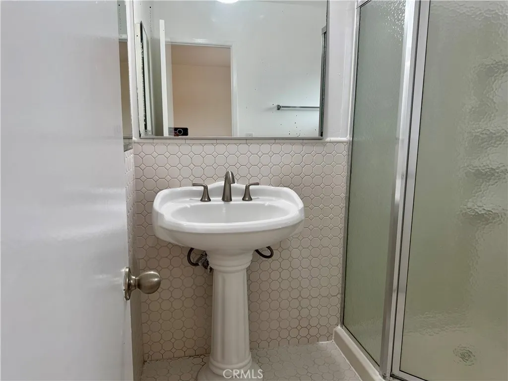 Additional image 16 of 1682 W Cindy Lane Unit B, Anaheim, CA 92802