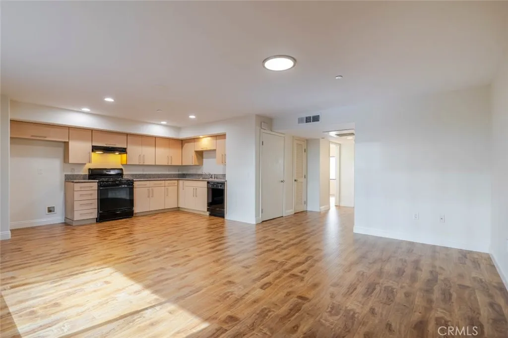 Additional image 4 of 1466 Tamarind Avenue Unit 103, Los Angeles, CA 90028