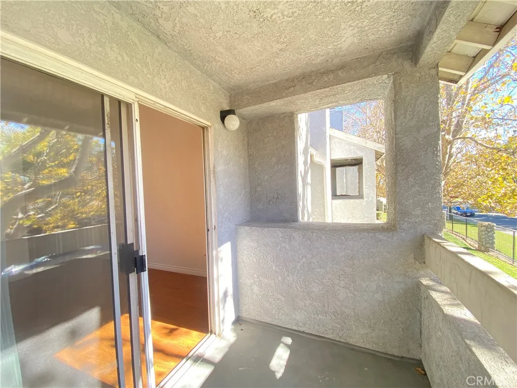 Additional image 18 of 156 W Walnut Ave Unit A, Rialto, CA 92376