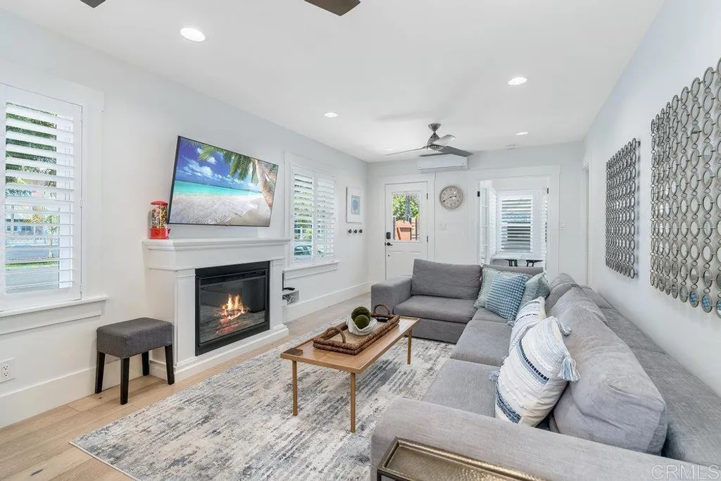 Additional image 18 of 818 7th Street, Coronado, CA 92118