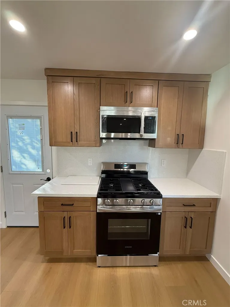 Additional image 19 of 2215 N Brighton Street, Burbank, CA 91504