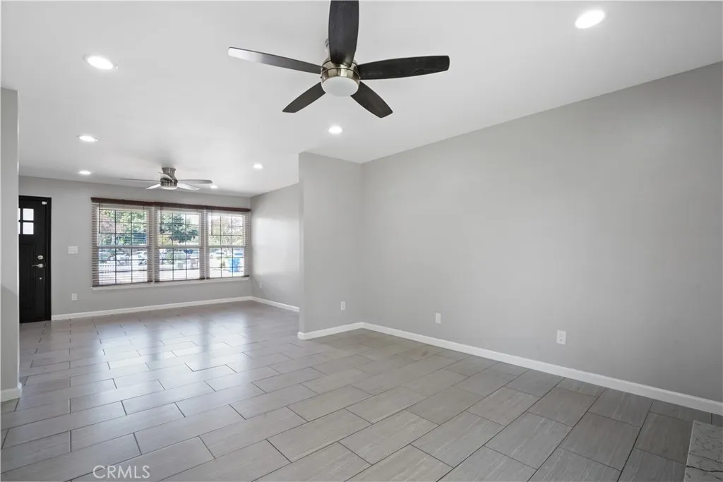 Additional image 14 of 20247 Kinzie Street, Chatsworth, CA 91311