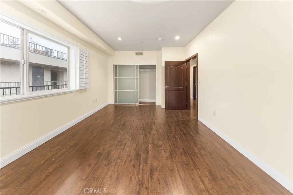 Additional image 82 of 11218 Camarillo Street Unit 404, Toluca Lake, CA 91602