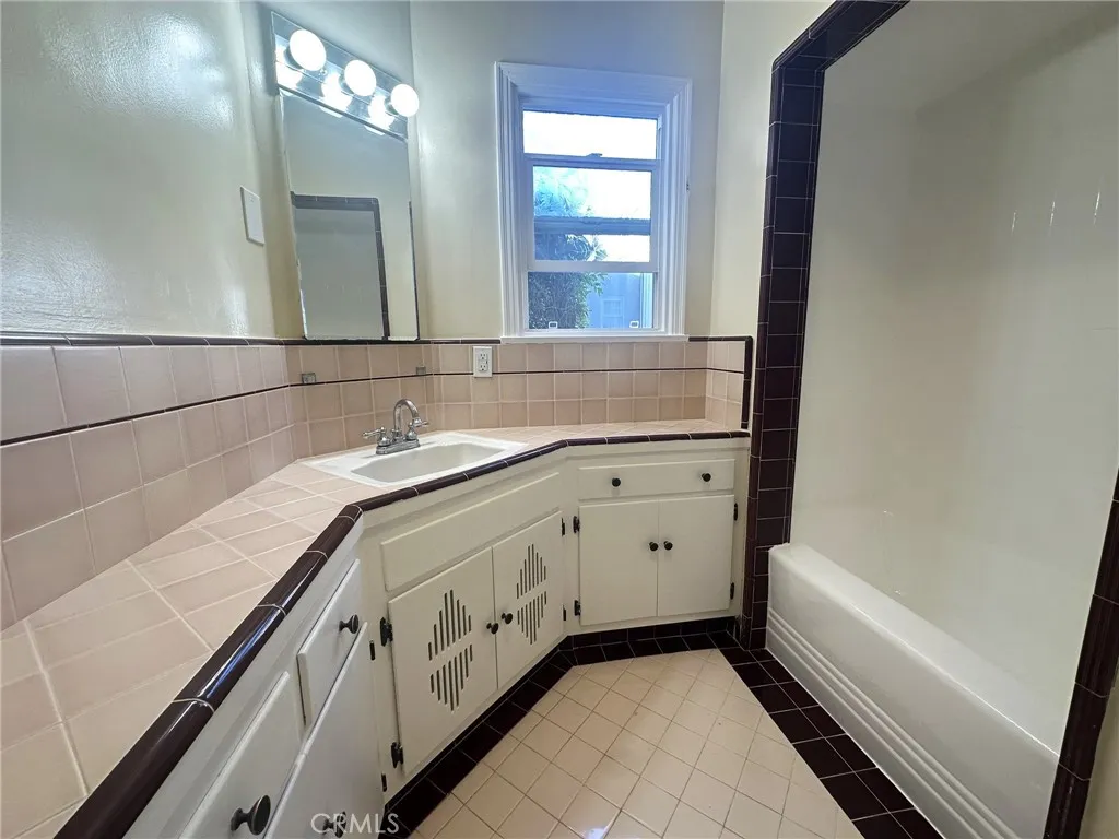 Additional image 34 of 2026 Pepper Dr, Altadena, CA 91001