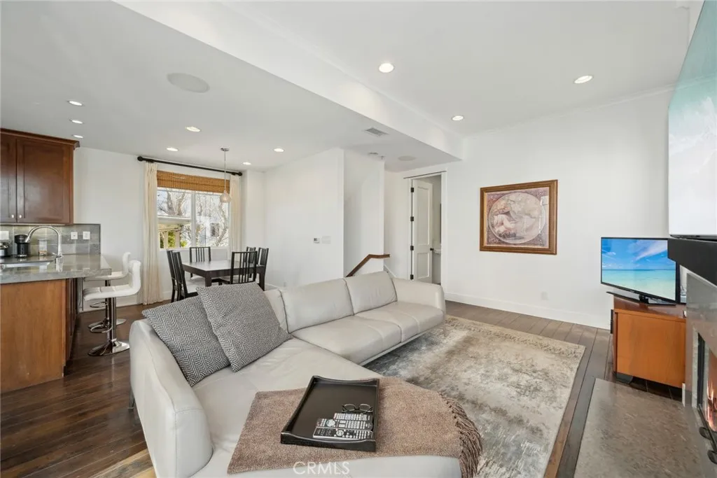 Additional image 9 of 417 Poinsettia Avenue, Corona Del Mar, CA 92625