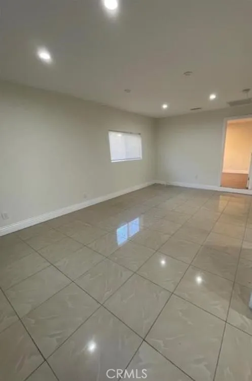 Additional image 35 of 19158 schoenborn, Northridge, CA 91324