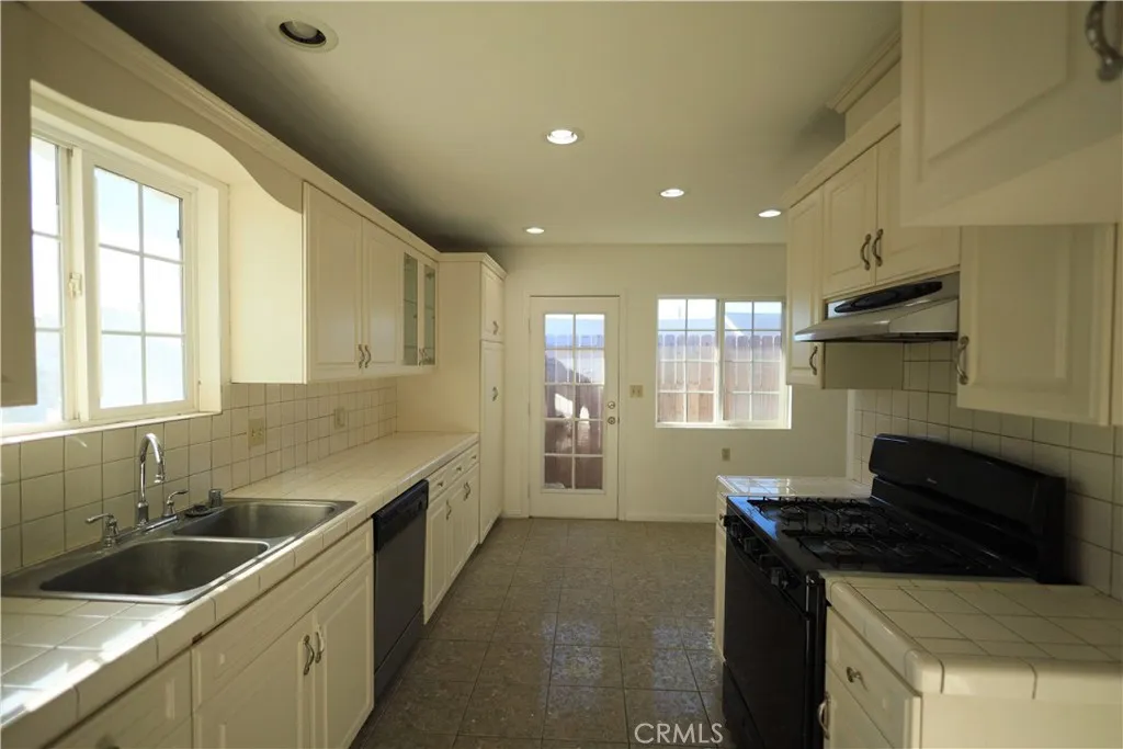 Additional image 17 of 1283 Essex Ave, Pomona, CA 91767