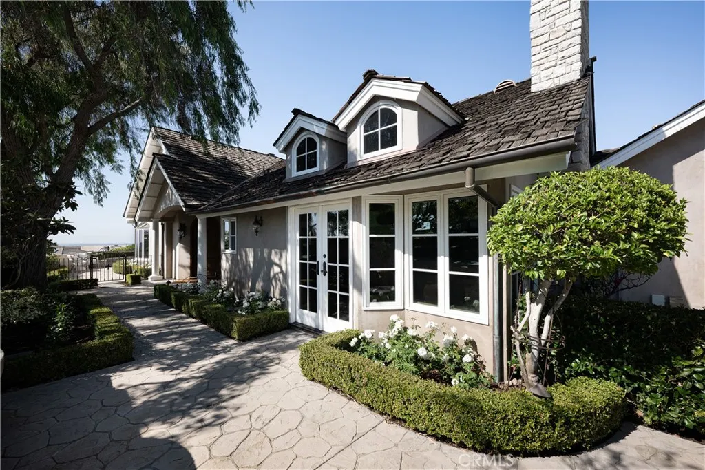 Additional image 4 of 2001 Yacht Resolute, Newport Beach, CA 92660