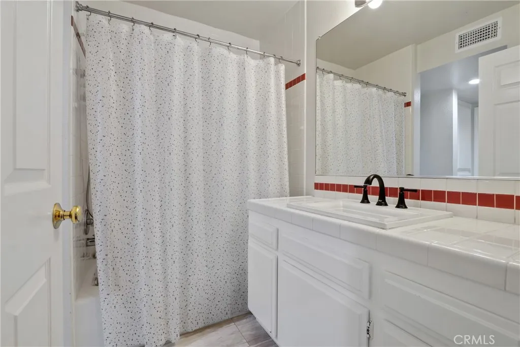 Additional image 32 of 874 W 3rd St, San Pedro, CA 90731