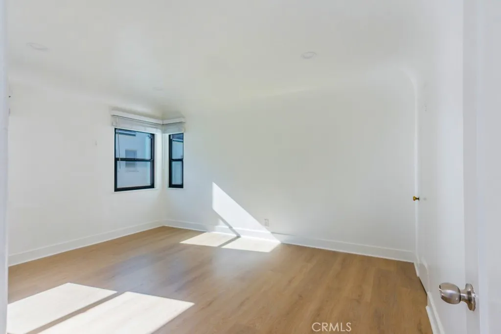 Additional image 74 of 128 S Harper Ave, Los Angeles, CA 90048