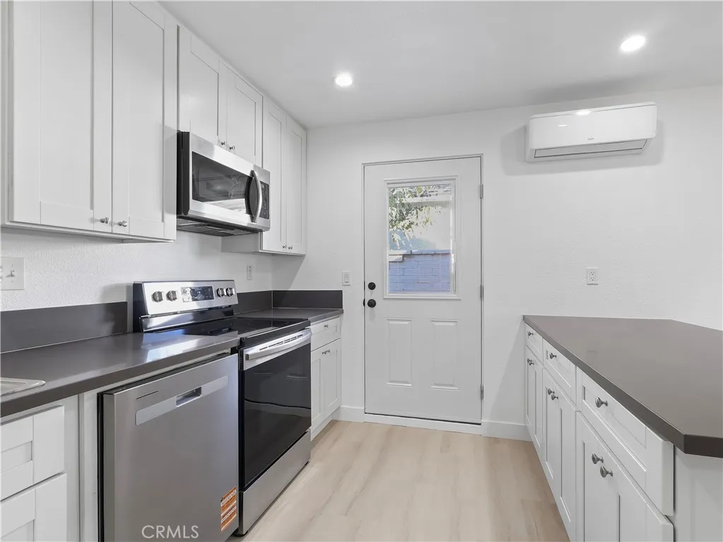 Additional image 53 of 8828 Chimineas Avenue, Northridge, CA 91325