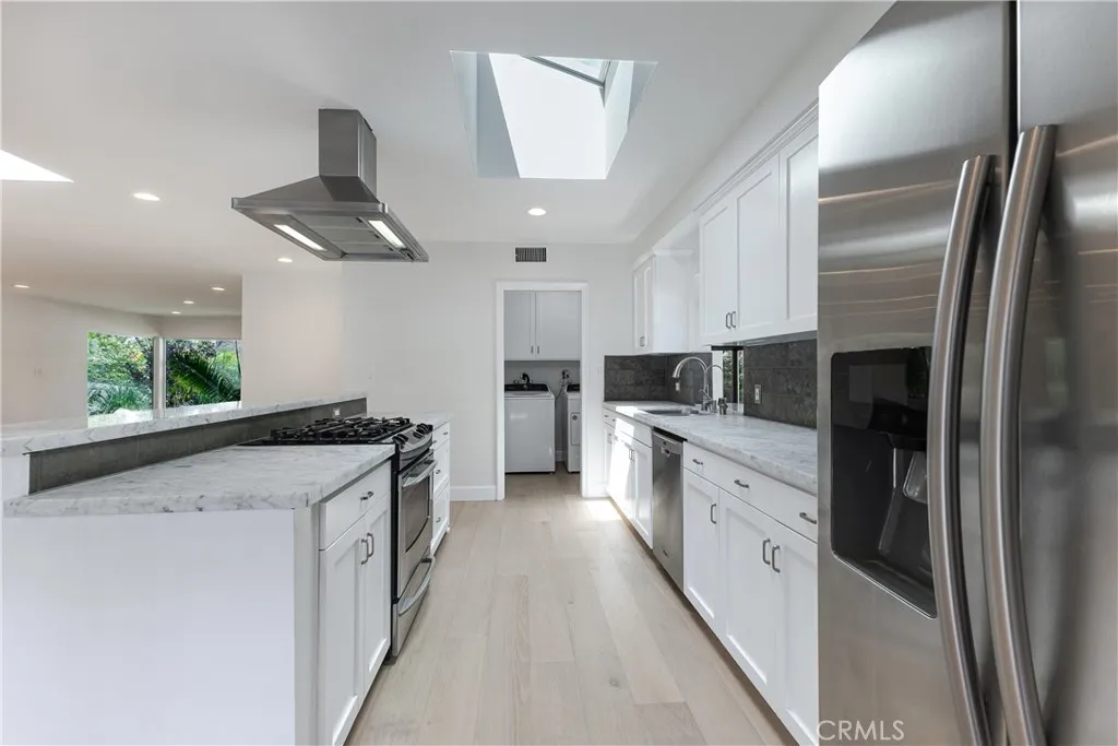 Additional image 11 of 11500 Dona Cecilia Drive, Studio City, CA 91604