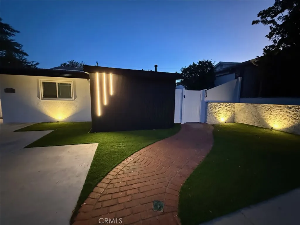 Additional image 28 of 20300 Oxnard, Woodland Hills, CA 91367