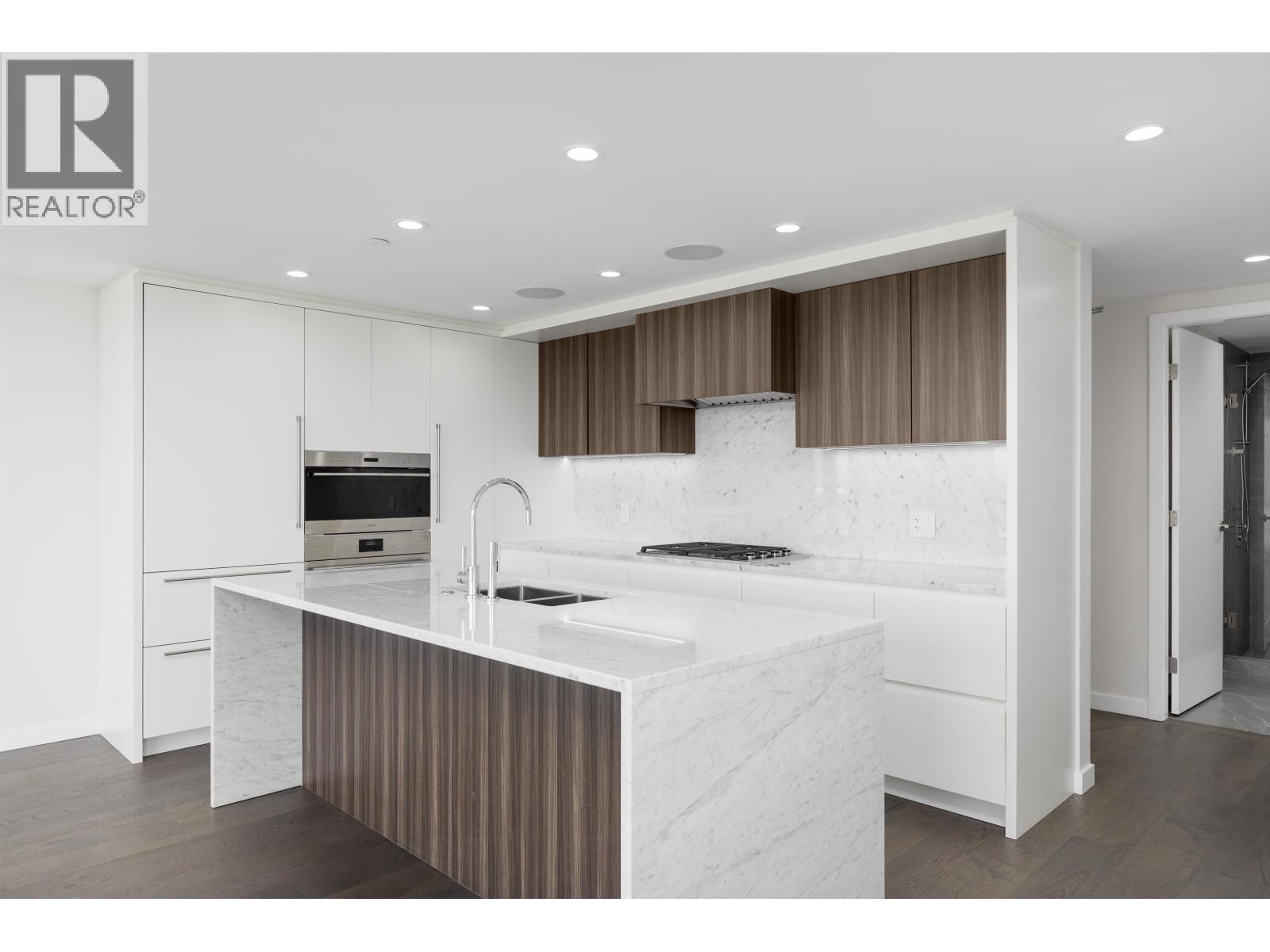 1706 7418 PAULSON STREET|Vancouver, British Columbia V6P0K2