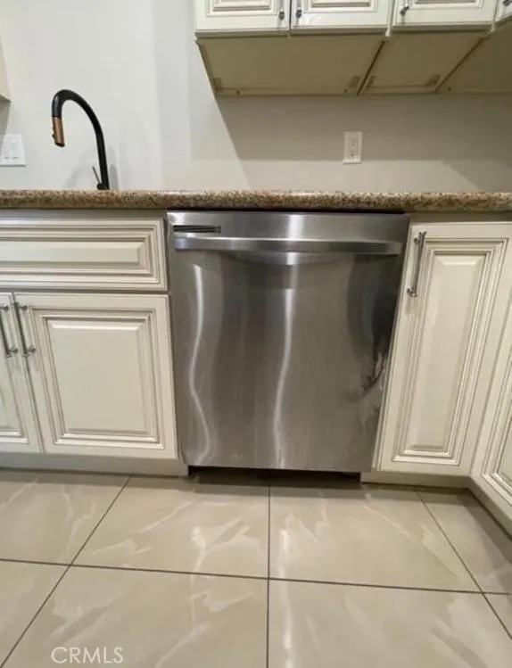 Additional image 38 of 19158 schoenborn, Northridge, CA 91324