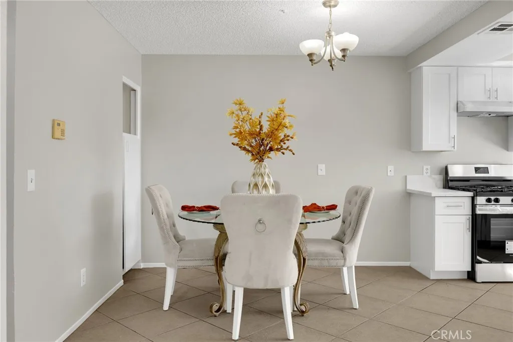 Additional image 11 of 331 E Phillips Blvd, Pomona, CA 91766