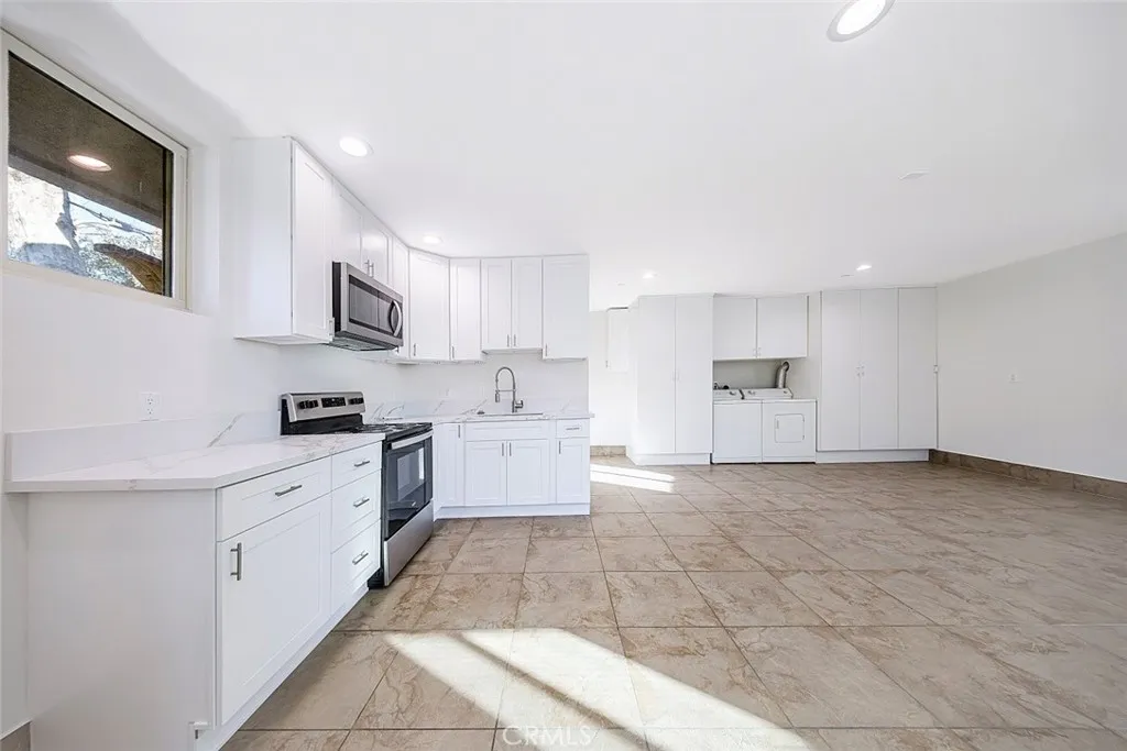 Additional image 6 of 2954 Hermosa Avenue Unit A, La Crescenta, CA 91214