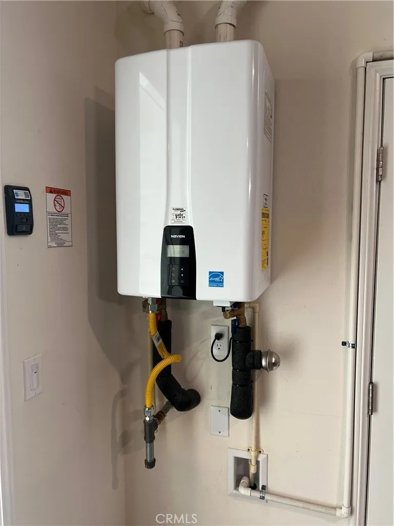 Additional image 52 of 19557 Hanging Rock Rd, Lake Elsinore, CA 92532