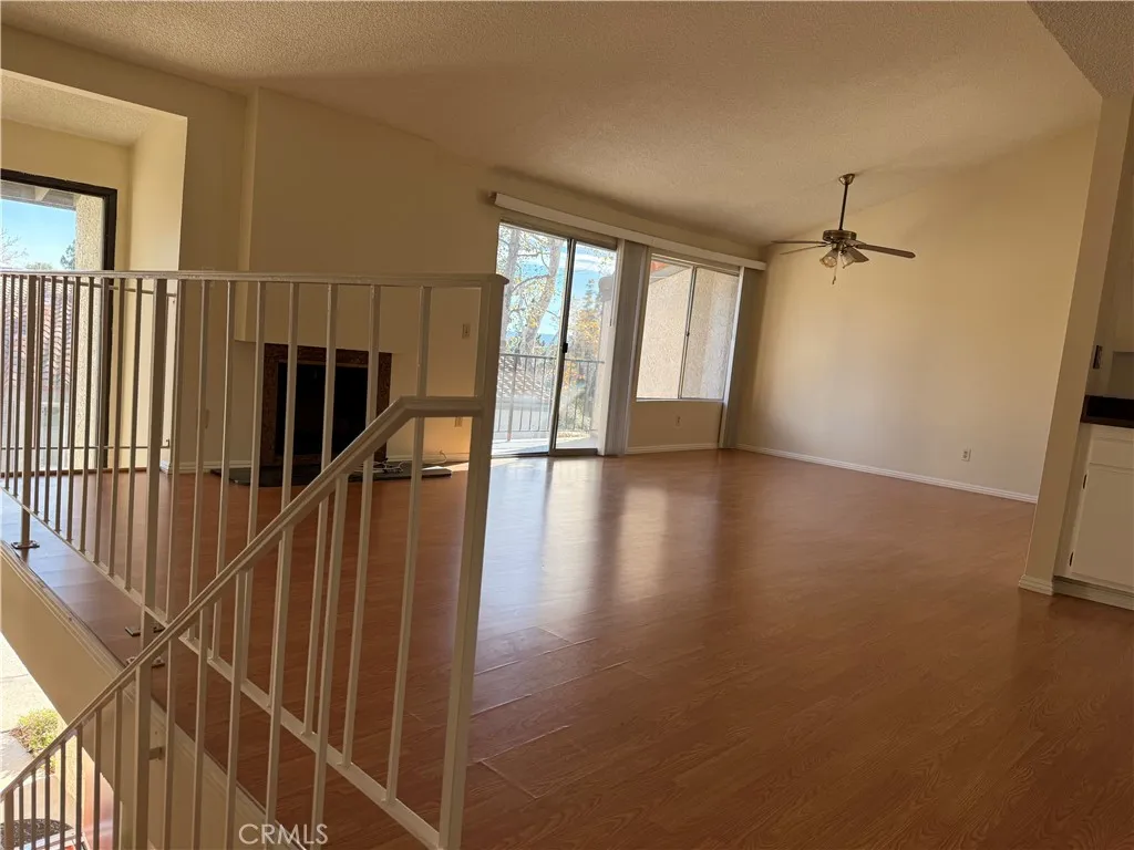 Additional image 5 of 19547 Rinaldi Unit 27, Porter Ranch, CA 91326