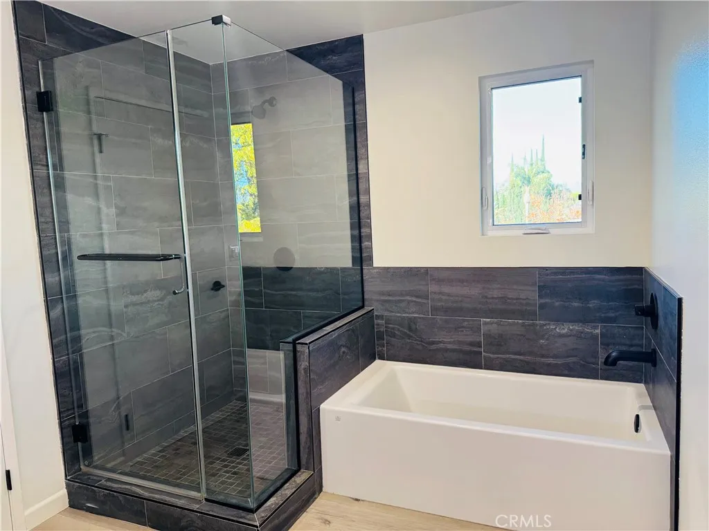 Additional image 29 of 11815 W Holly Way, Valley Village, CA 91607