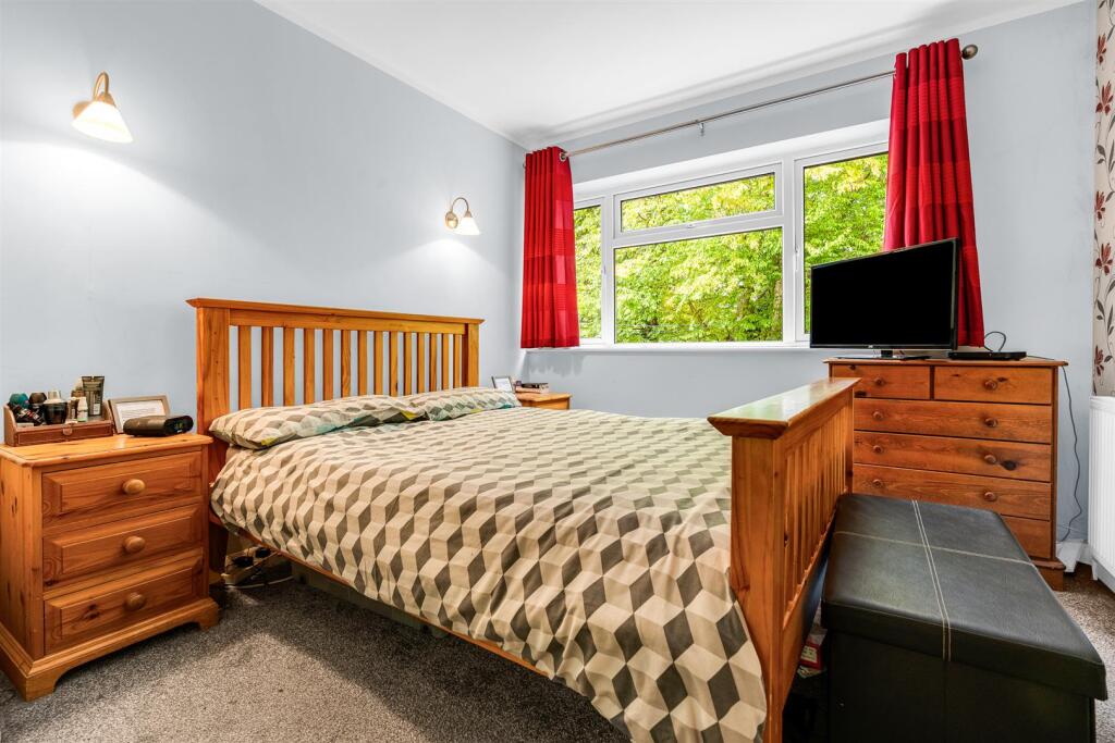 Additional image 21 of The Chase, Welwyn