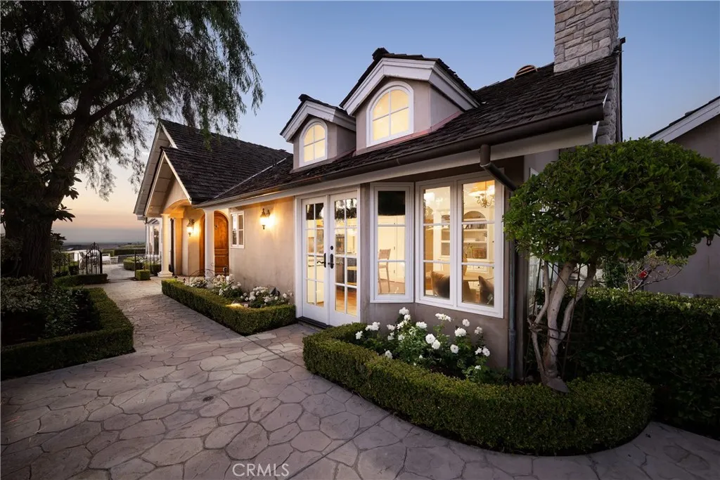 Additional image 37 of 2001 Yacht Resolute, Newport Beach, CA 92660