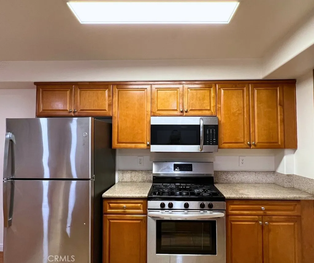 Additional image 8 of 12368 Osborne Unit 4, Pacoima, CA 91331