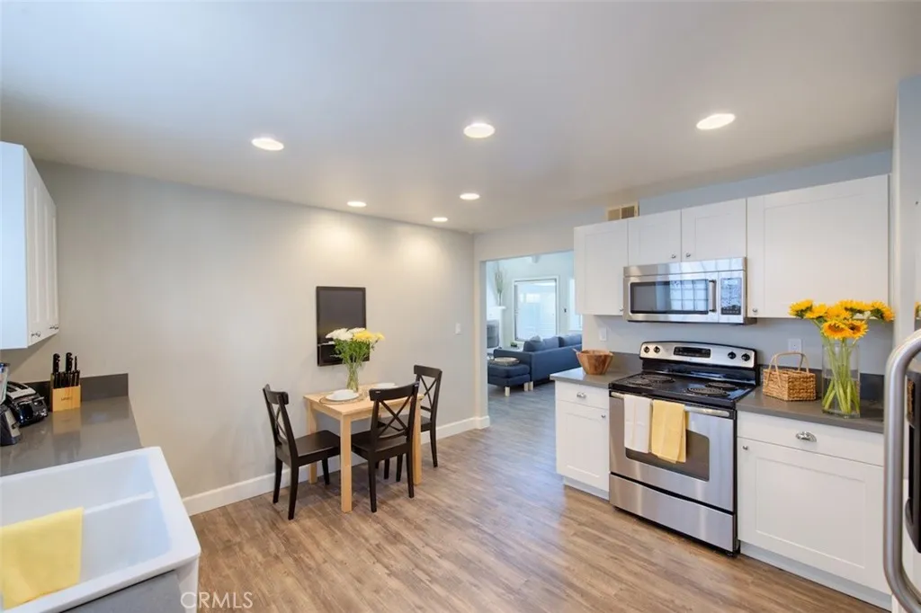 Additional image 10 of 113 29th Street, Manhattan Beach, CA 90266