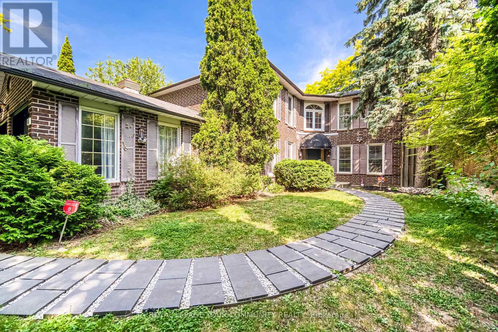 14 JULIA STREET|Markham (Thornhill), Ontario L3T4R9