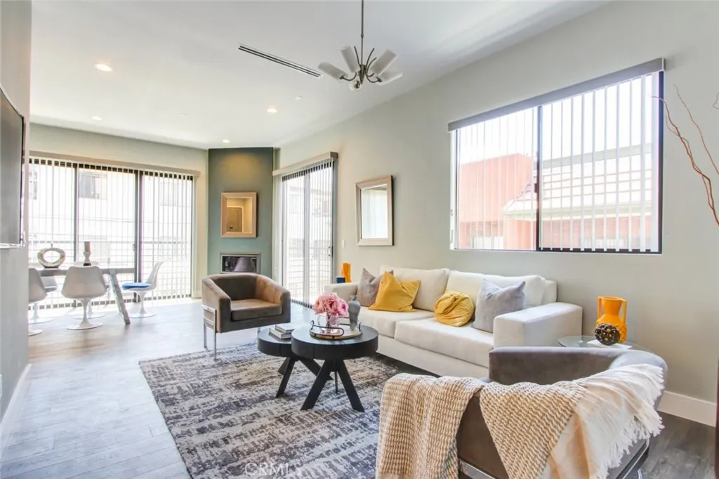 Additional image 36 of 330 Salem St Unit 301, Glendale, CA 91203