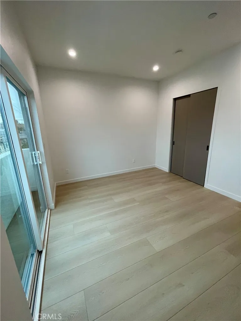 Additional image 43 of 613 W 41st Place, Los Angeles, CA 90037