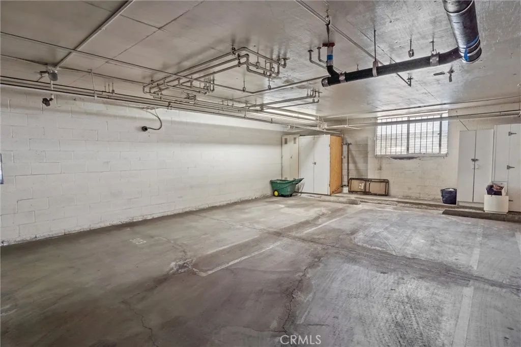 Additional image 28 of 2872 Coast Cir Unit 303, Huntington Beach, CA 92649