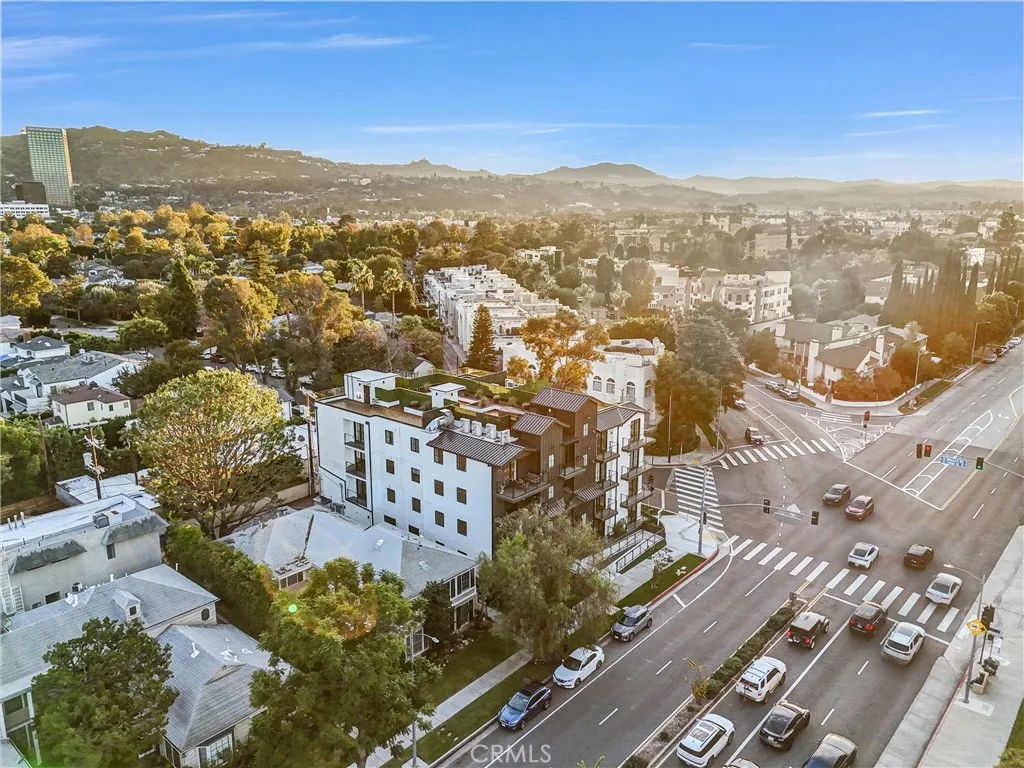 Additional image 86 of 10352 Riverside Drive Unit 102A, Toluca Lake, CA 91602