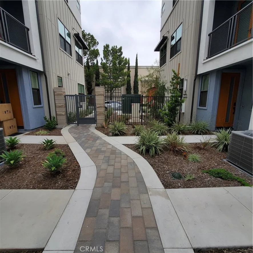 Additional image 32 of 944 N Divino Privado, Ontario, CA 91764