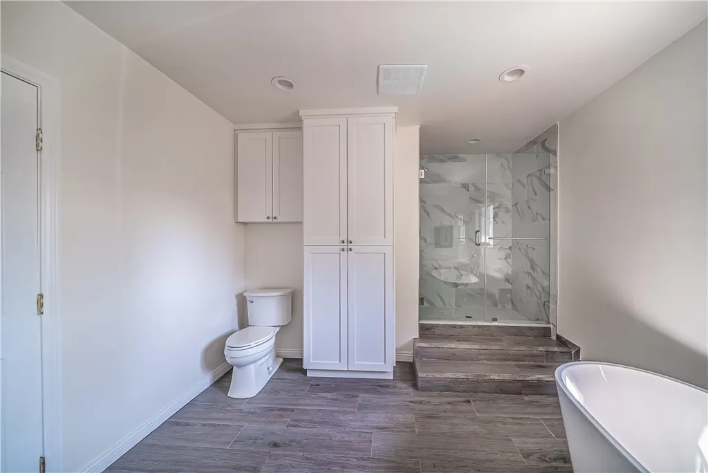 Additional image 20 of 23230 Ladrillo, Woodland Hills, CA 91367