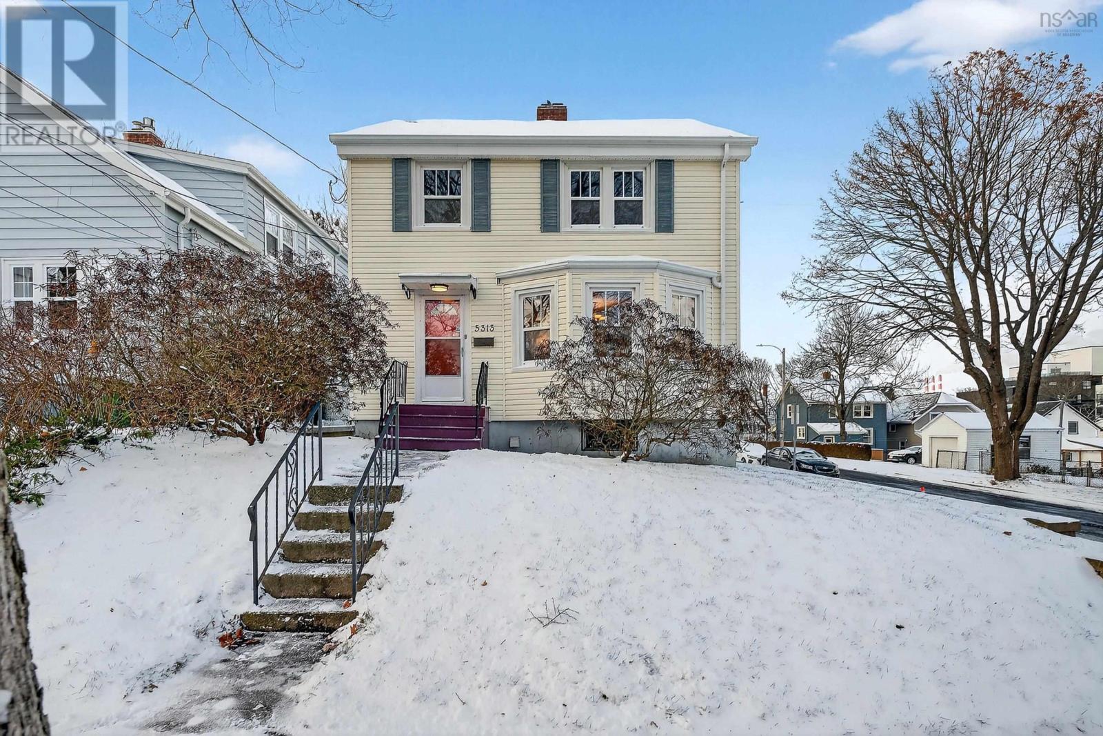 5313 Russell Street|Halifax, Nova Scotia B3K1W8