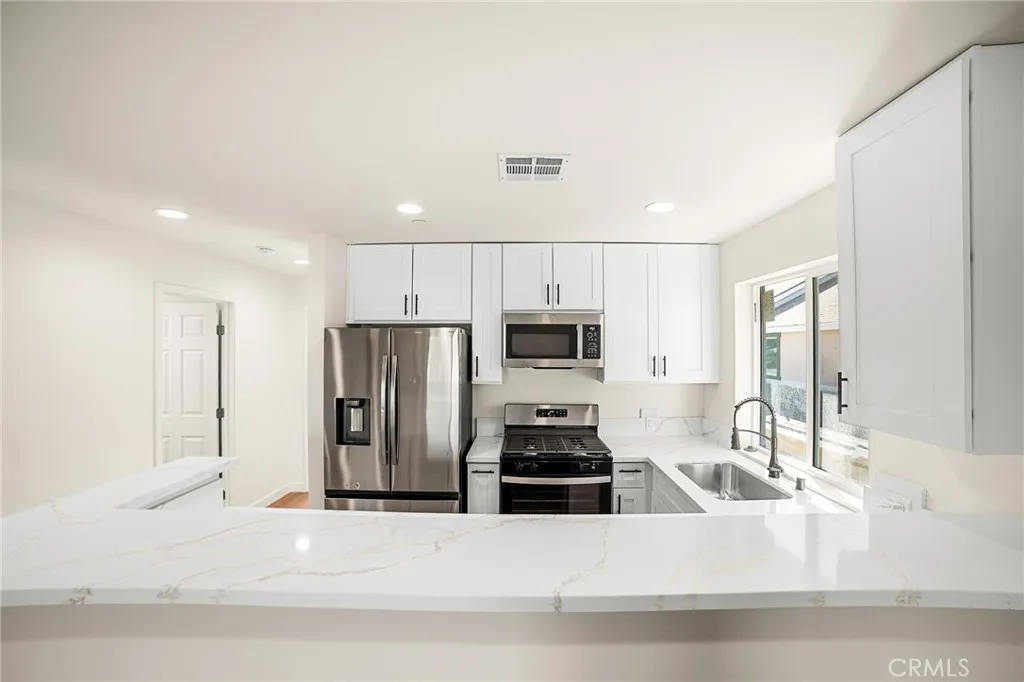 Additional image 32 of 302 W Congress Street, Colton, CA 92324